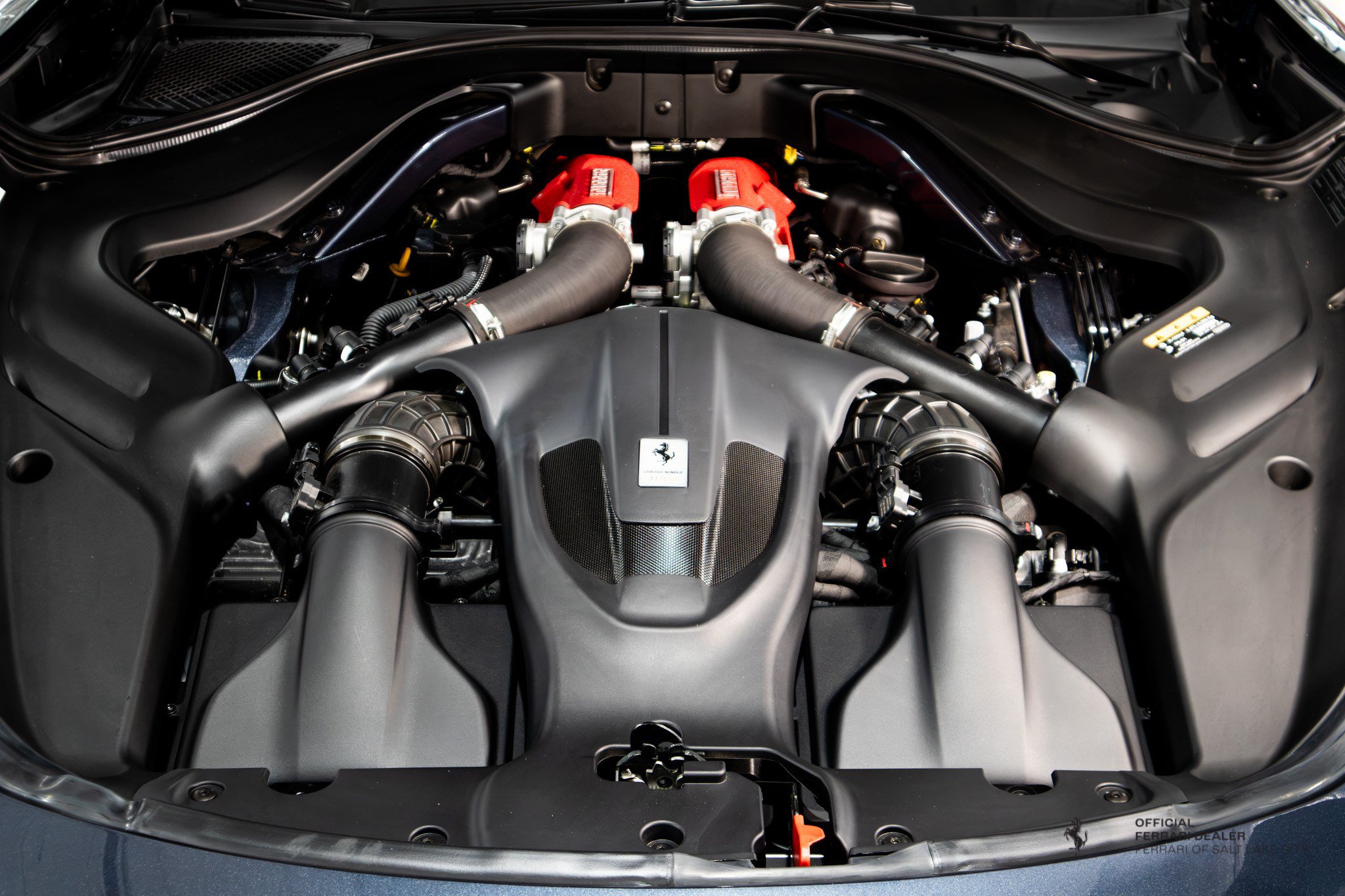 Used 2025 Ferrari Roma Spider RWD image 10