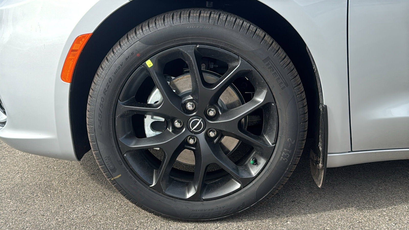 New 2026 Chrysler Pacifica Select w/ S Appearance Package FWD image 24