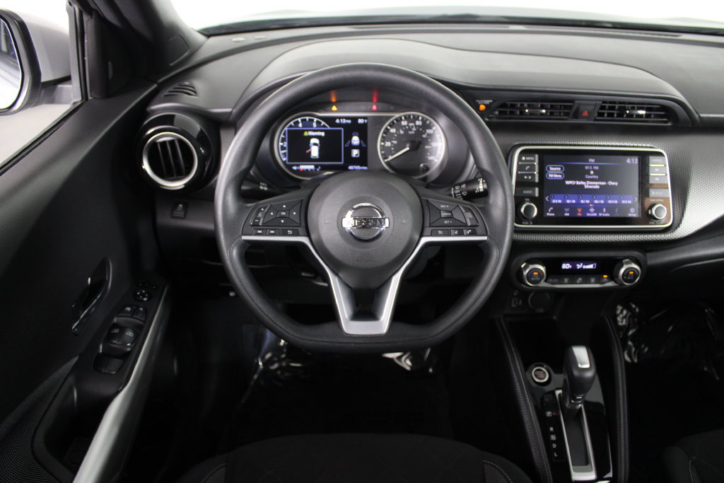 Certified 2019 Nissan Kicks SV FWD image 8