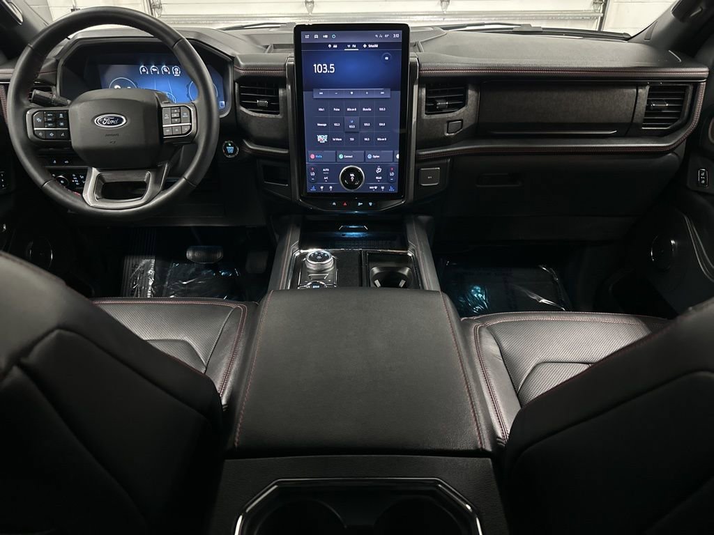 Used 2024 Ford Expedition Limited image 20