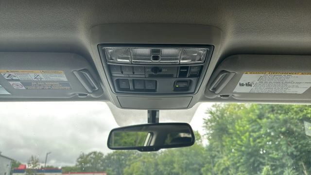 Used 2018 Toyota 4Runner Limited AWD/4WD image 24