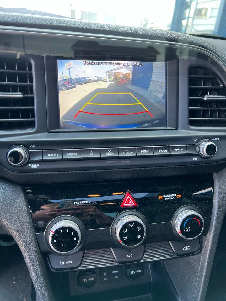 Used 2019 Hyundai Elantra Sport w/ Cargo Package image 18