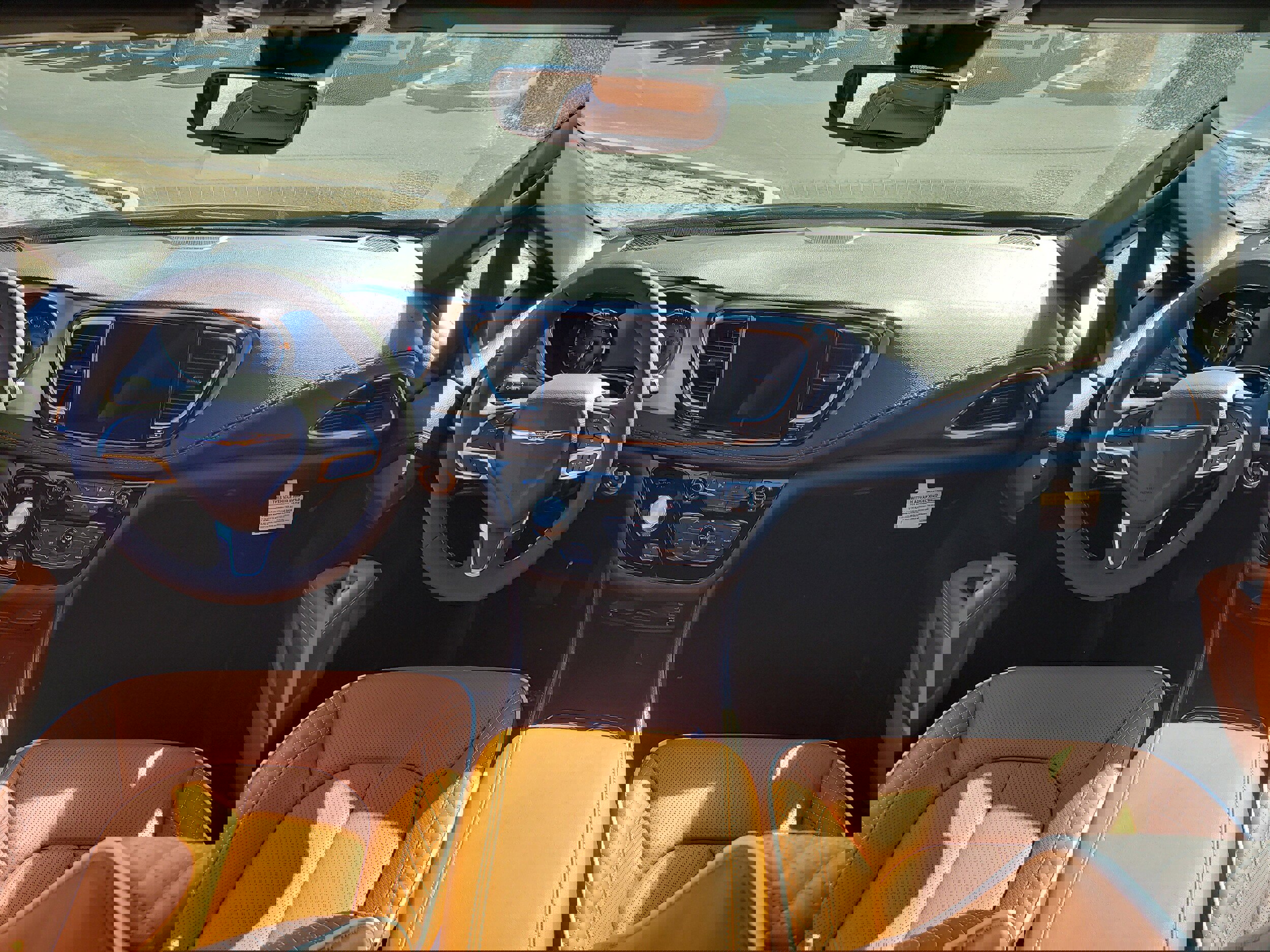 New 2026 Chrysler Pacifica Pinnacle image 13