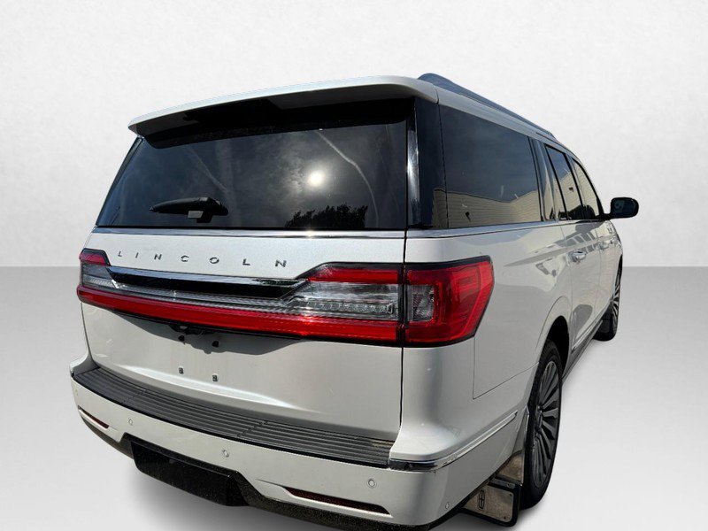 Used 2018 Lincoln Navigator L Reserve w/ Technology Package image 5