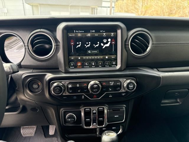 Used 2023 Jeep Wrangler Unlimited Sahara w/ Cold Weather Group image 24