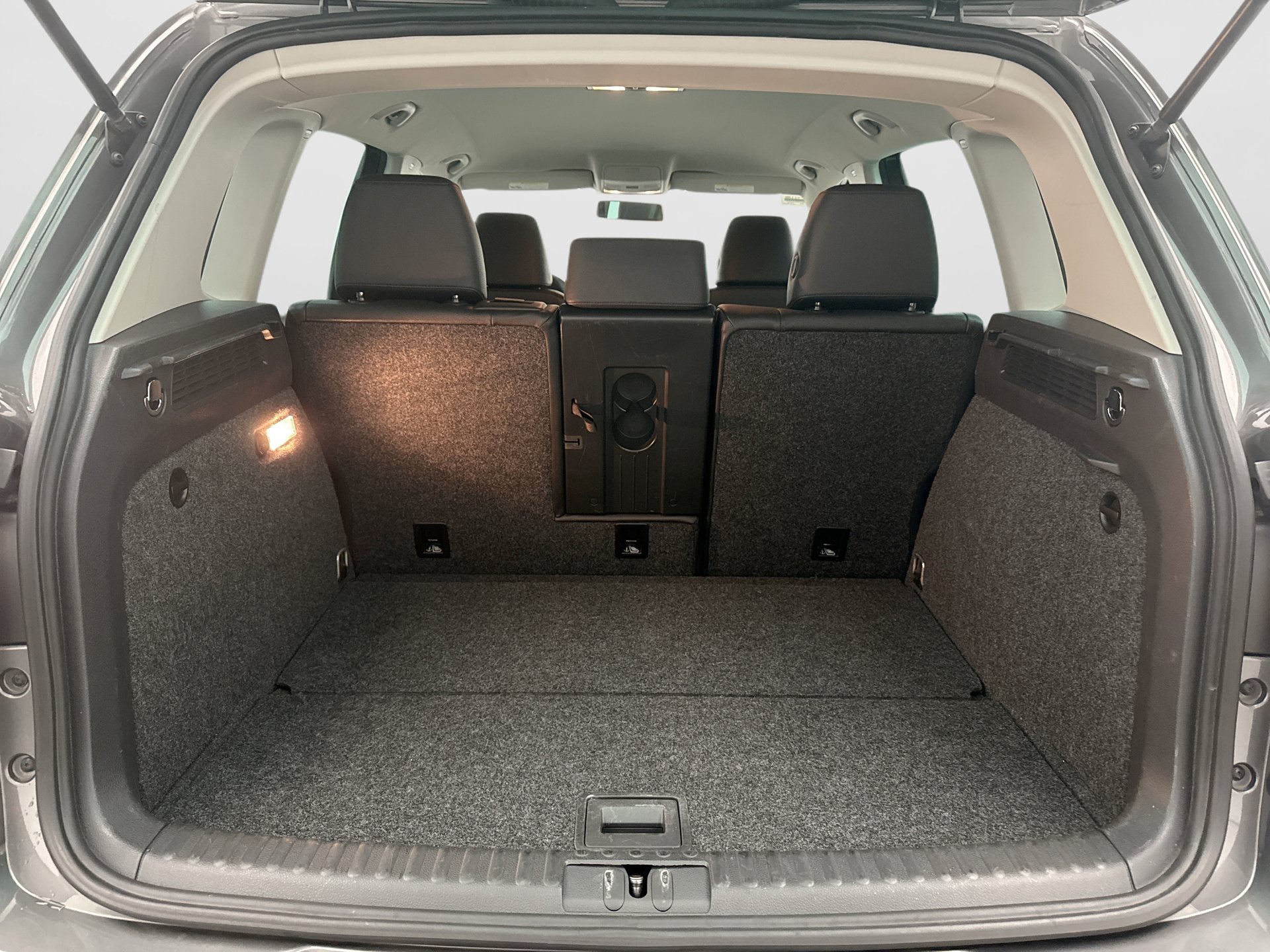 Used 2014 Volkswagen Tiguan S FWD image 19
