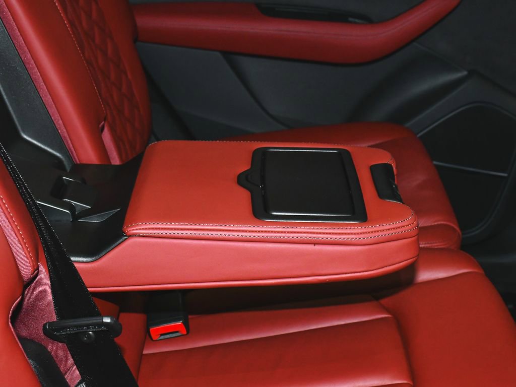 Used 2023 Audi SQ7 Prestige image 56