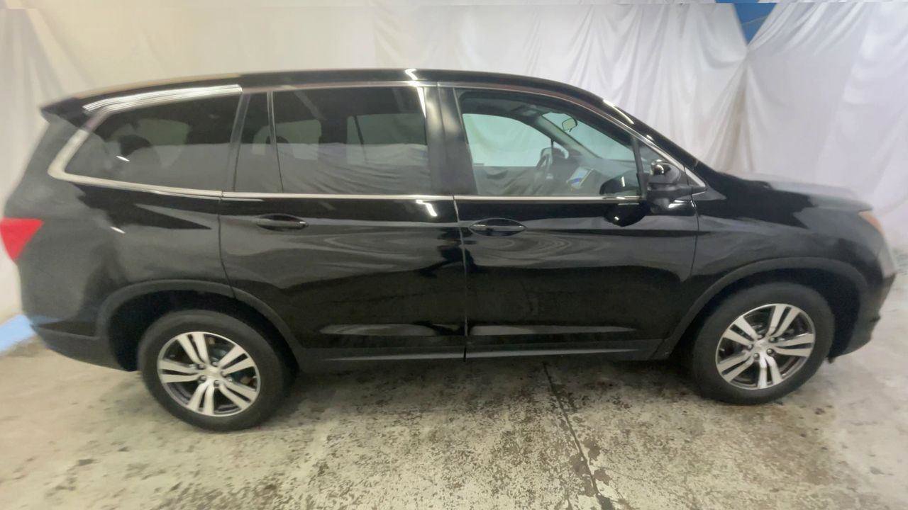 Used 2018 Honda Pilot EX image 9