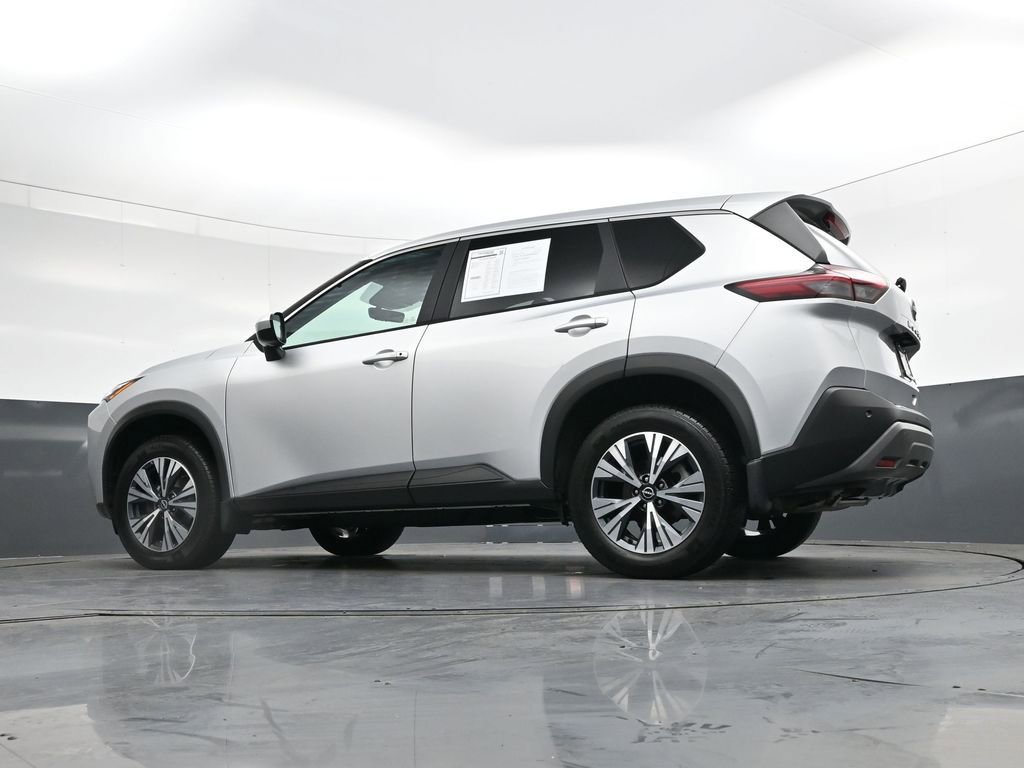 Used 2023 Nissan Rogue SV image 41
