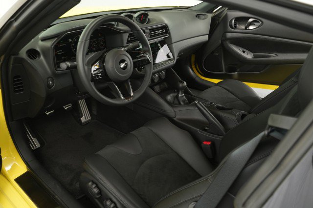 Used 2024 Nissan Z Performance w/ Floor Mat Package RWD image 26