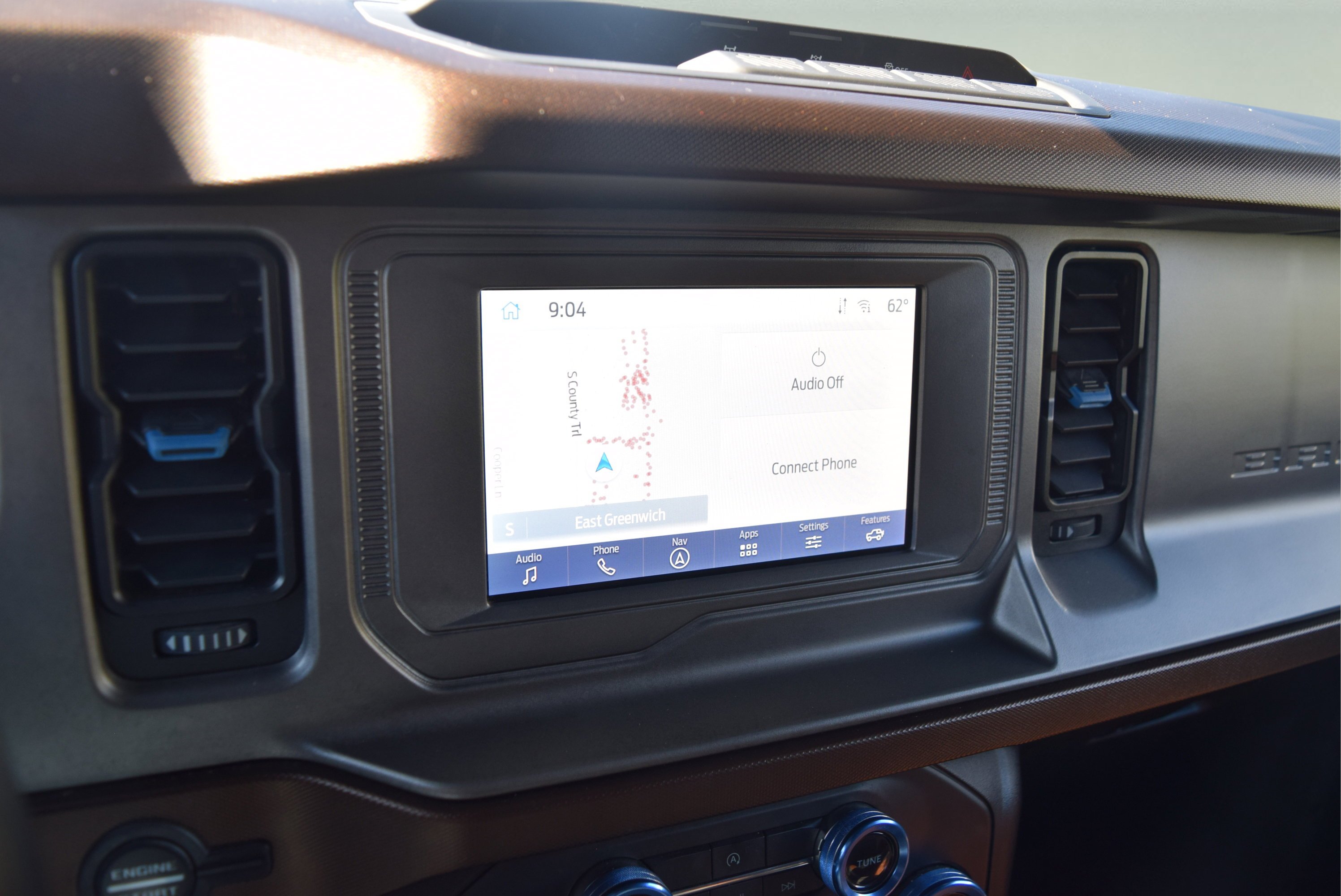 Used 2021 Ford Bronco Outer Banks AWD/4WD image 13