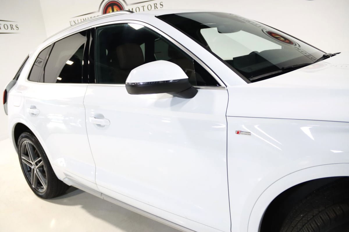 Used 2021 Audi Q5 e Prestige image 8