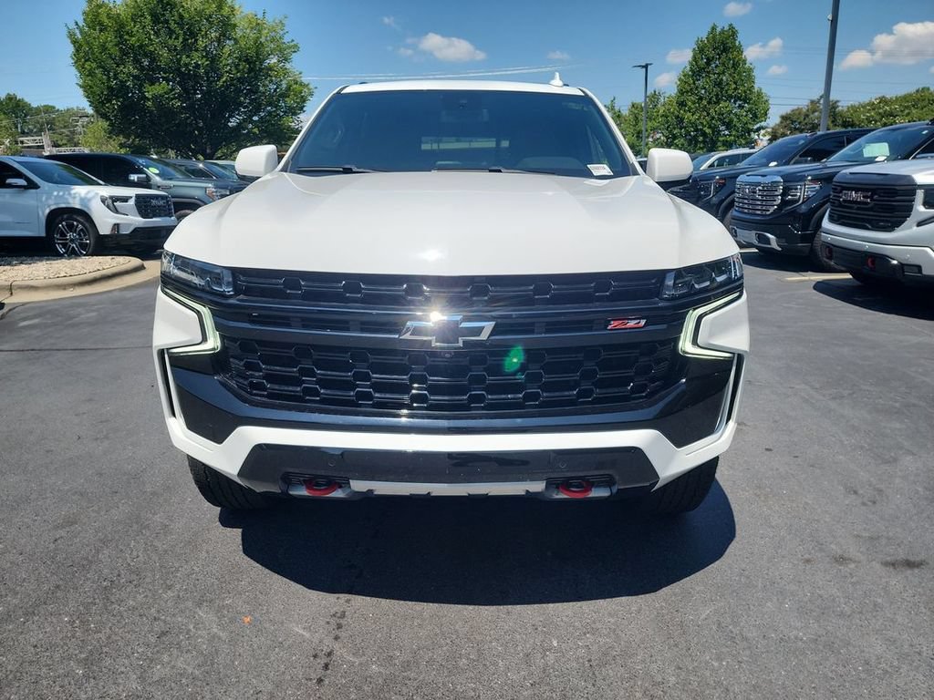 Certified 2023 Chevrolet Tahoe Z71 w/ Luxury Package AWD/4WD image 3