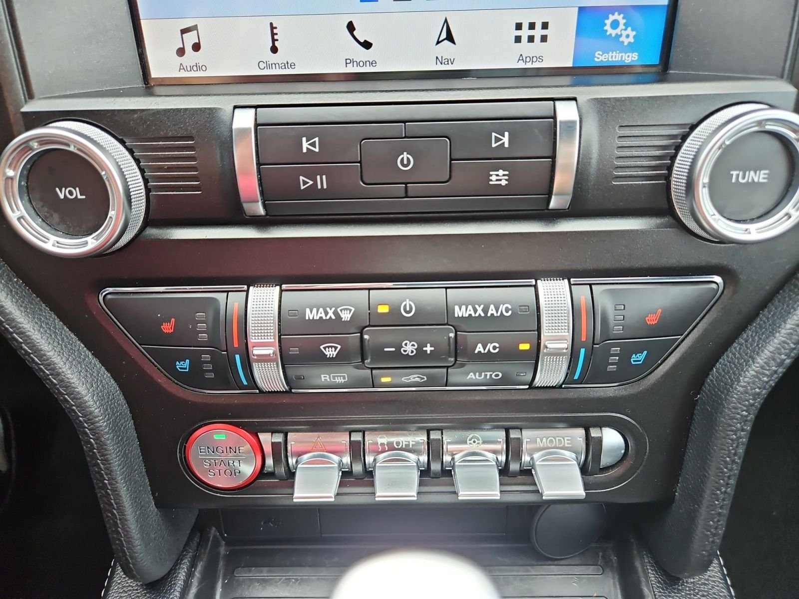 Used 2019 Ford Mustang GT Premium w/ Equipment Group 401A RWD image 27