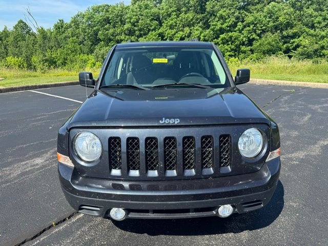 Used 2014 Jeep Patriot Latitude FWD image 8
