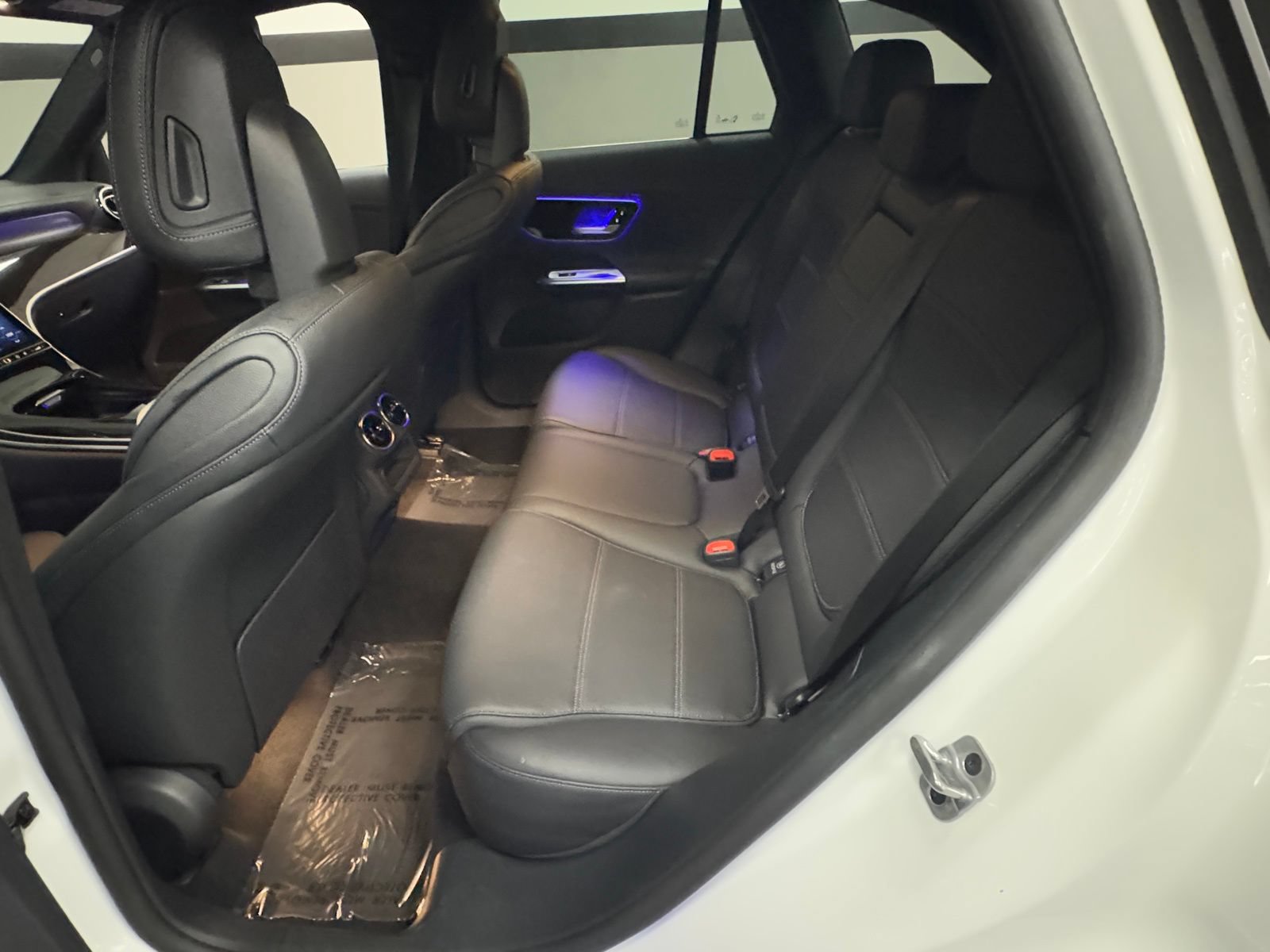 Used 2023 Mercedes-Benz GLC 300 image 38