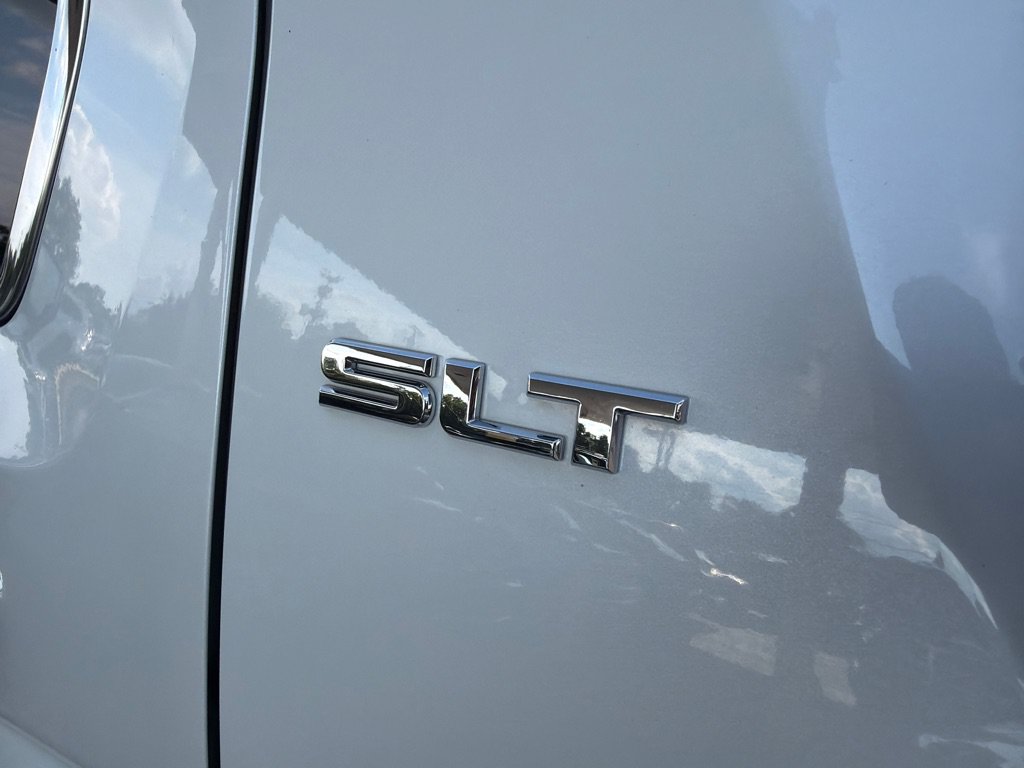 Used 2017 GMC Terrain SLT w/ Memory Package FWD image 30