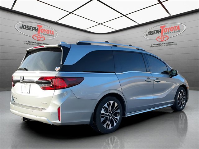 Used 2025 Honda Odyssey Elite image 13