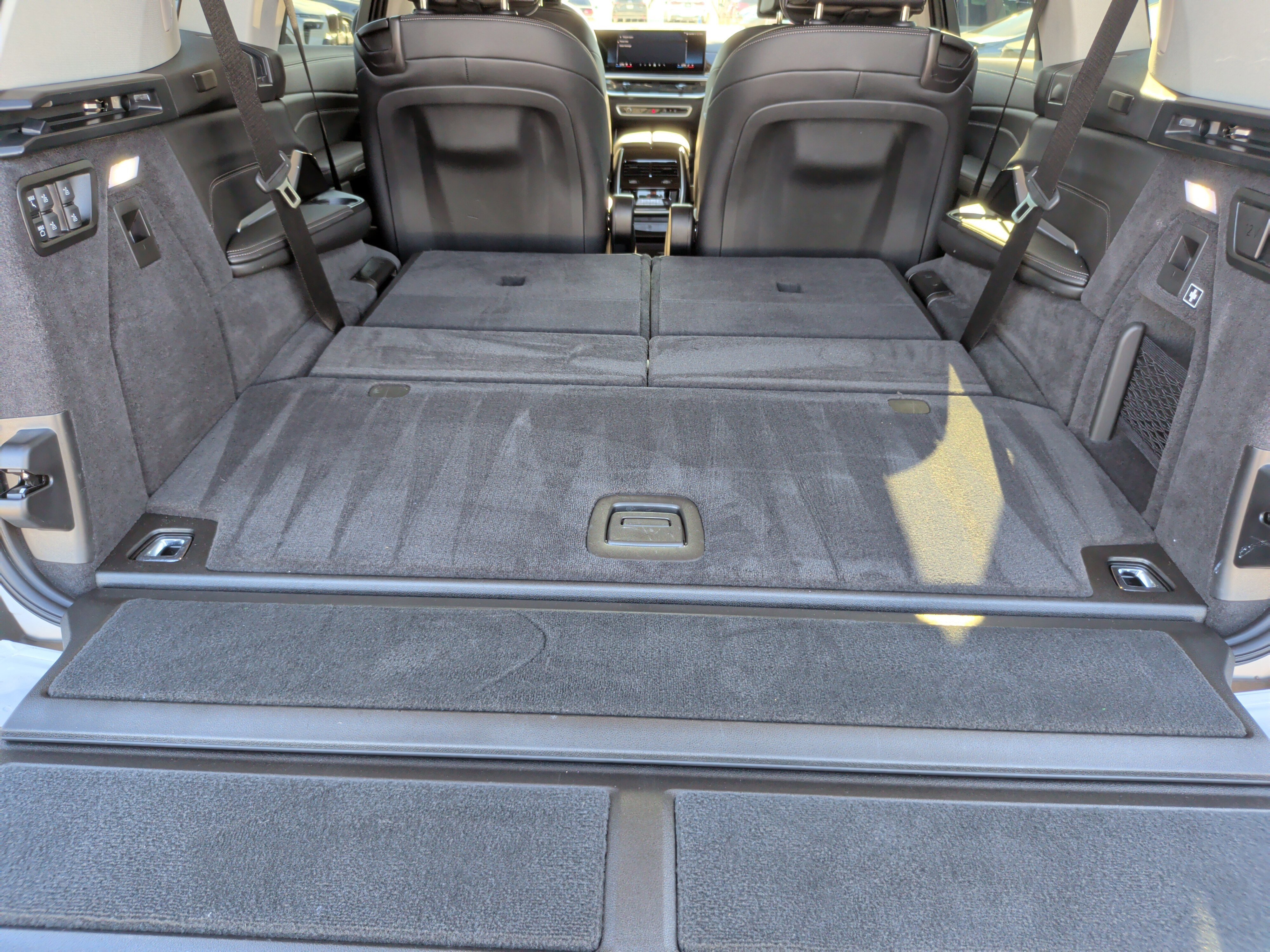 Certified 2024 BMW X7 xDrive40i w/ Premium Package image 47