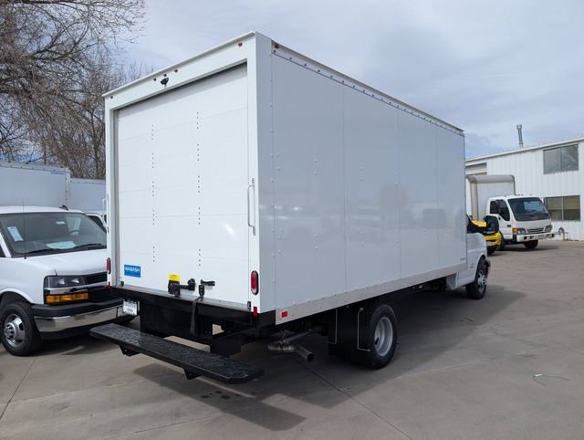 New 2024 Chevrolet Express 4500 Extended w/ Power Convenience Package RWD image 4
