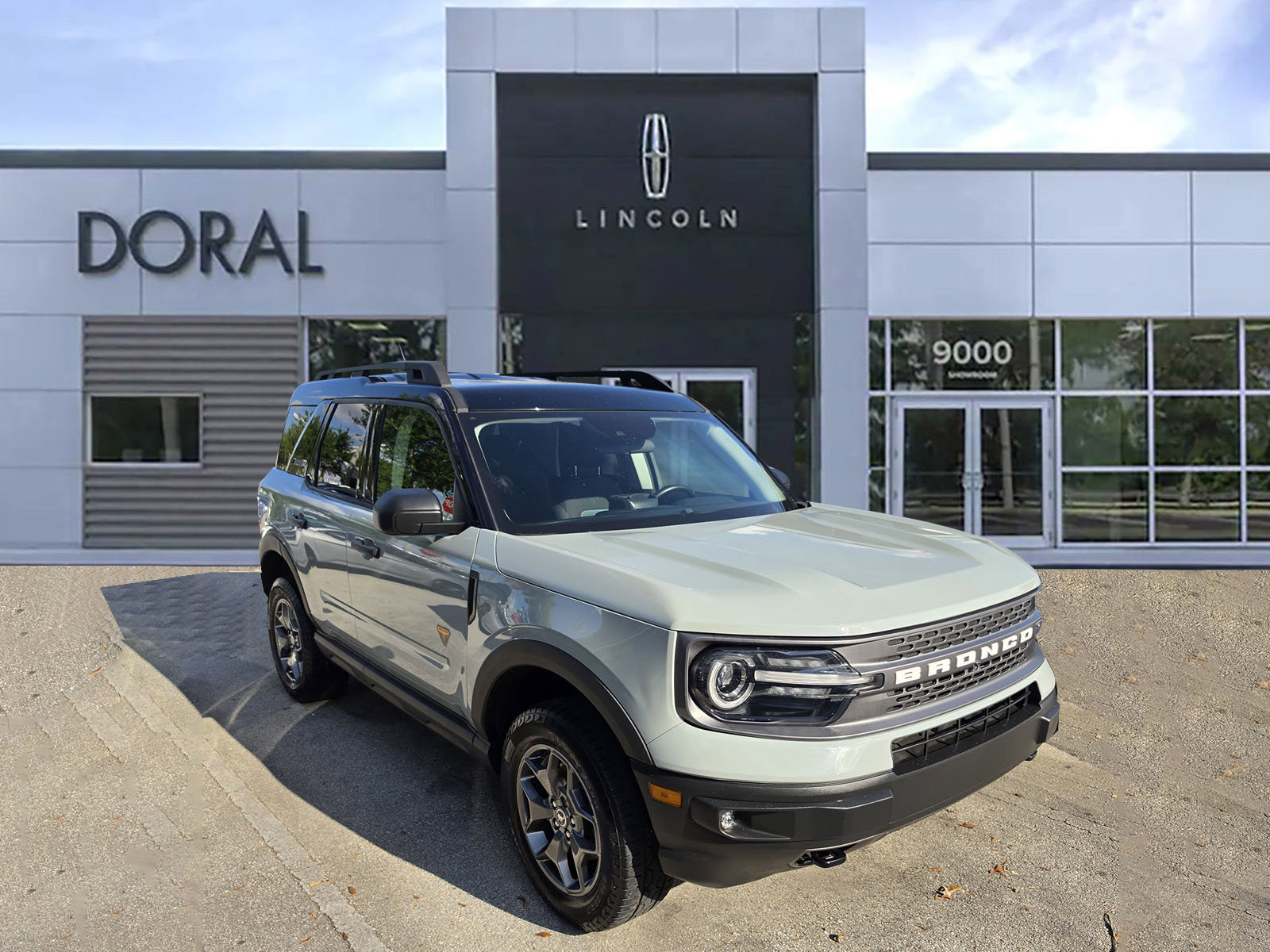 Used 2022 Ford Bronco Sport Badlands AWD/4WD image 1