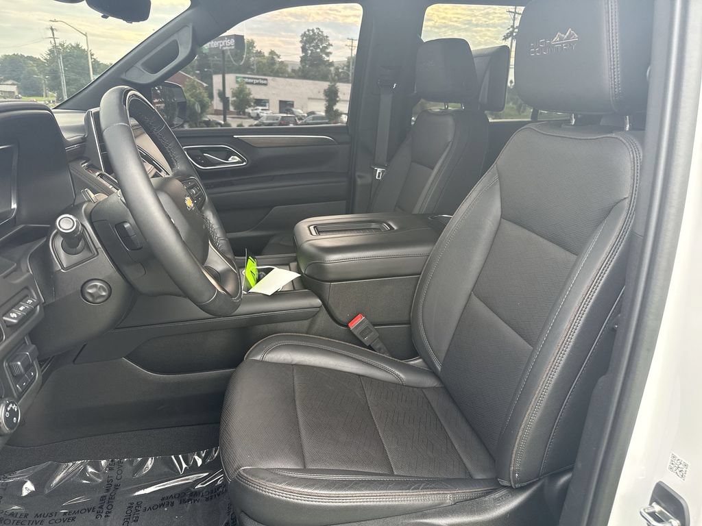 Used 2024 Chevrolet Tahoe High Country w/ Advanced Technology Package AWD/4WD image 11