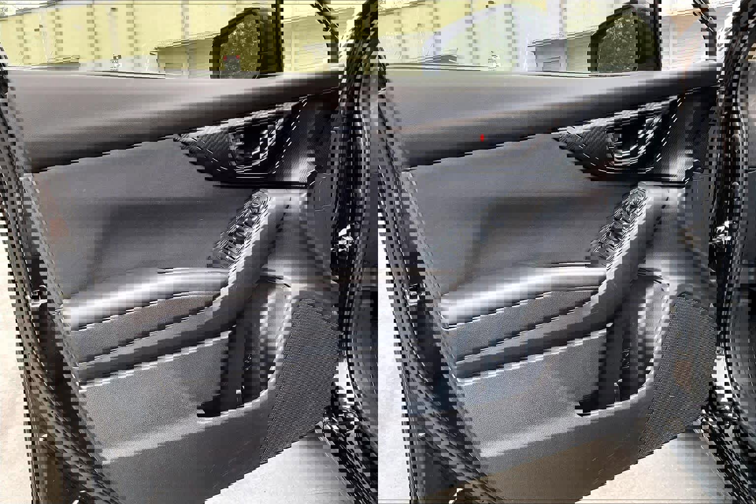 Used 2017 Subaru Impreza 2.0i Premium image 26