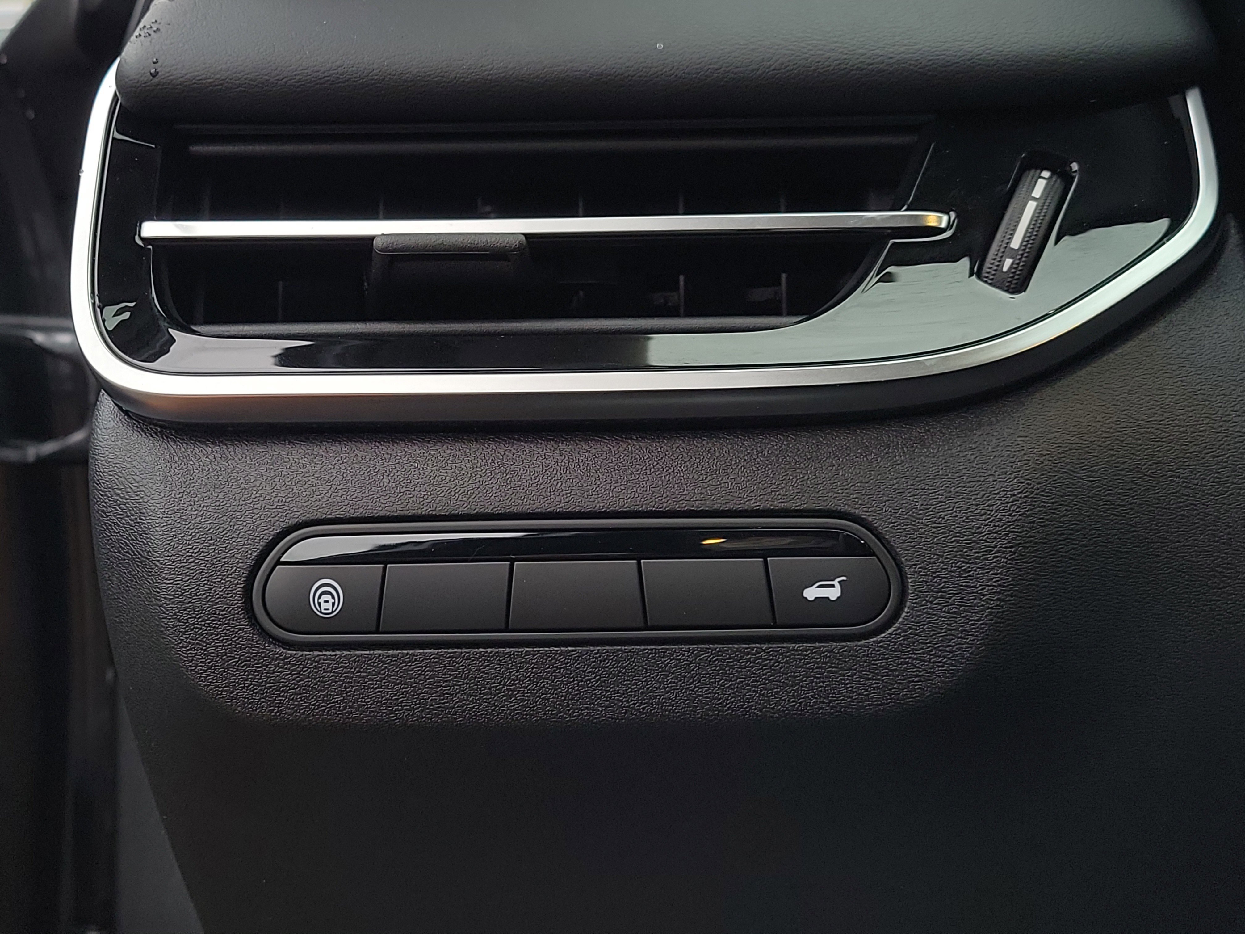 New 2026 INFINITI QX60 Pure image 16