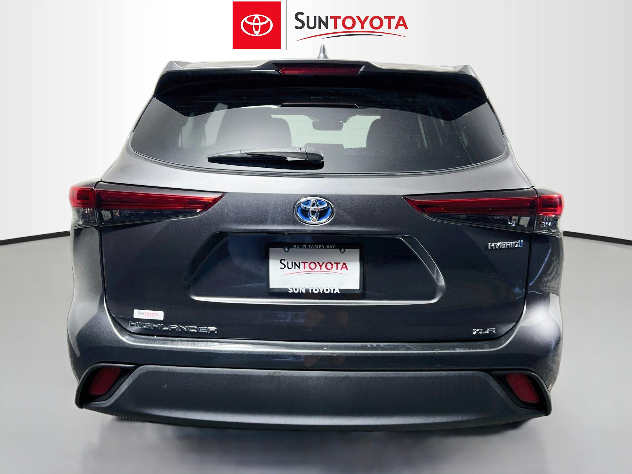 Used 2020 Toyota Highlander XLE FWD image 5