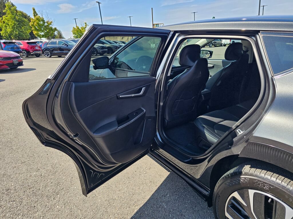 Certified 2024 Kia EV6 Wind w/ Wind Technology Package AWD/4WD image 21