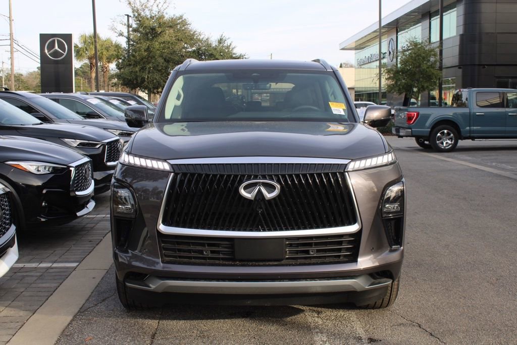 Certified 2025 INFINITI QX80 Pure image 3