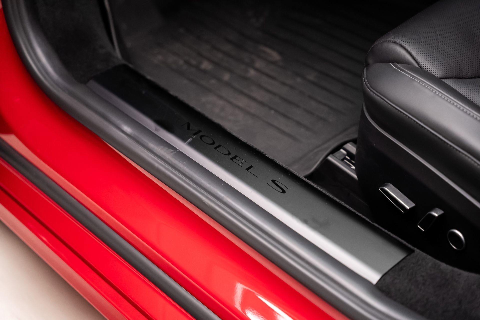 Used 2022 Tesla Model S Plaid image 49