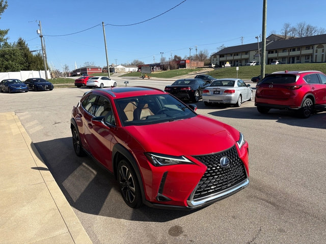 Used 2021 Lexus UX 250h w/ Premium Package image 7