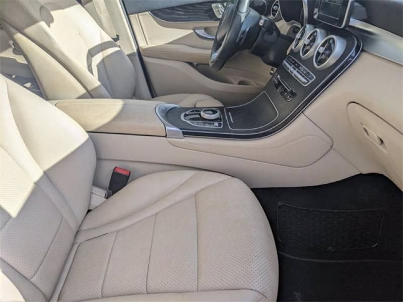 Used 2018 Mercedes-Benz GLC 300 image 26