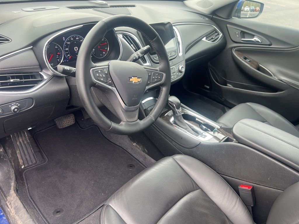 Used 2023 Chevrolet Malibu LT w/ Driver Confidence Package image 5