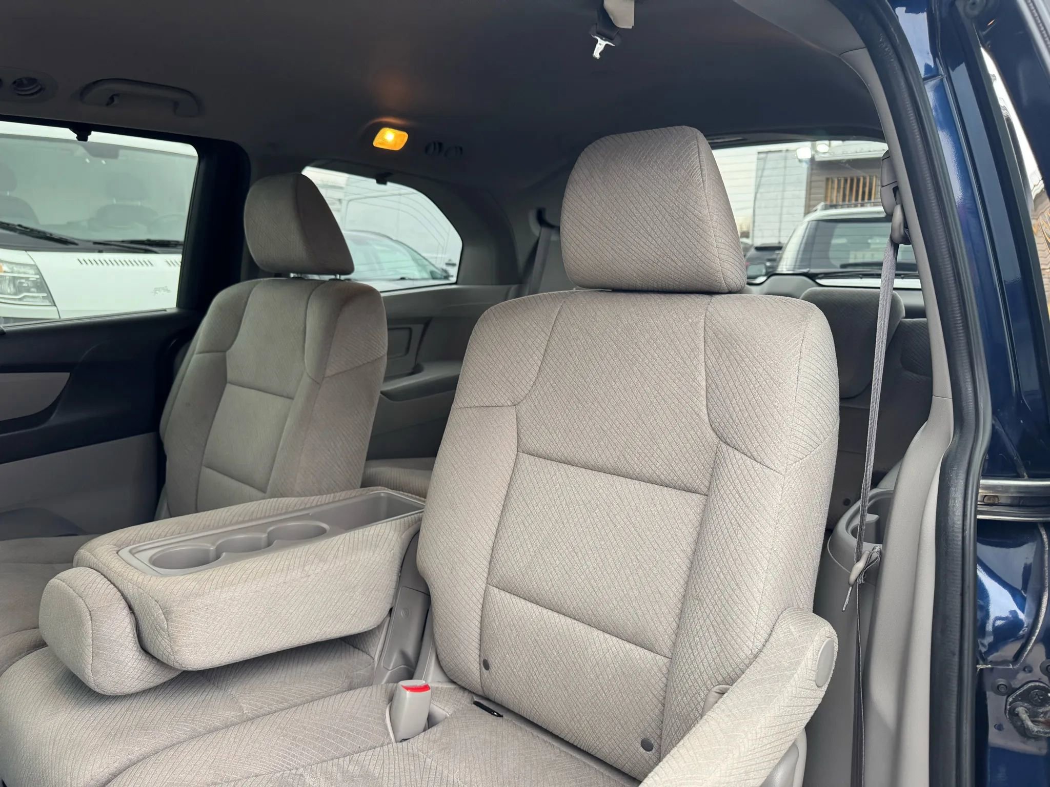 Used 2015 Honda Odyssey EX image 78