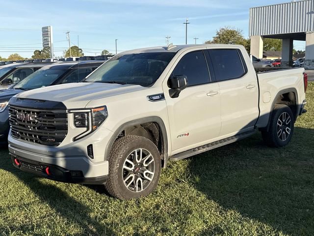 Used 2025 GMC Sierra 1500 AT4 w/ AT4 Premium Package image 3