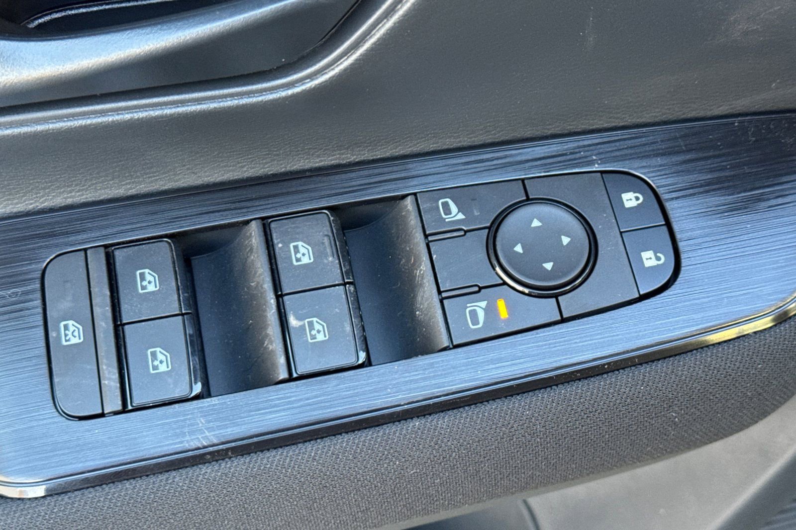 New 2026 Nissan Kicks S image 13