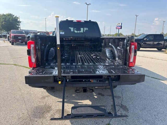 New 2026 Ford F350 Platinum image 15