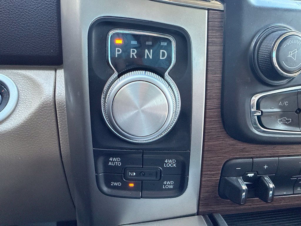 Used 2017 RAM 1500 Laramie w/ Convenience Group AWD/4WD image 34