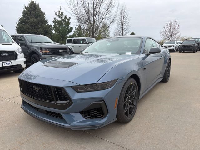 New 2026 Ford Mustang GT w/ GT Performance Package RWD image 10