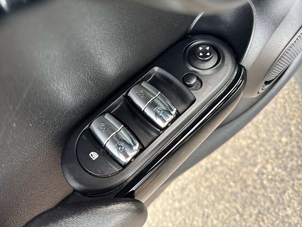 Used 2019 MINI Cooper S image 20