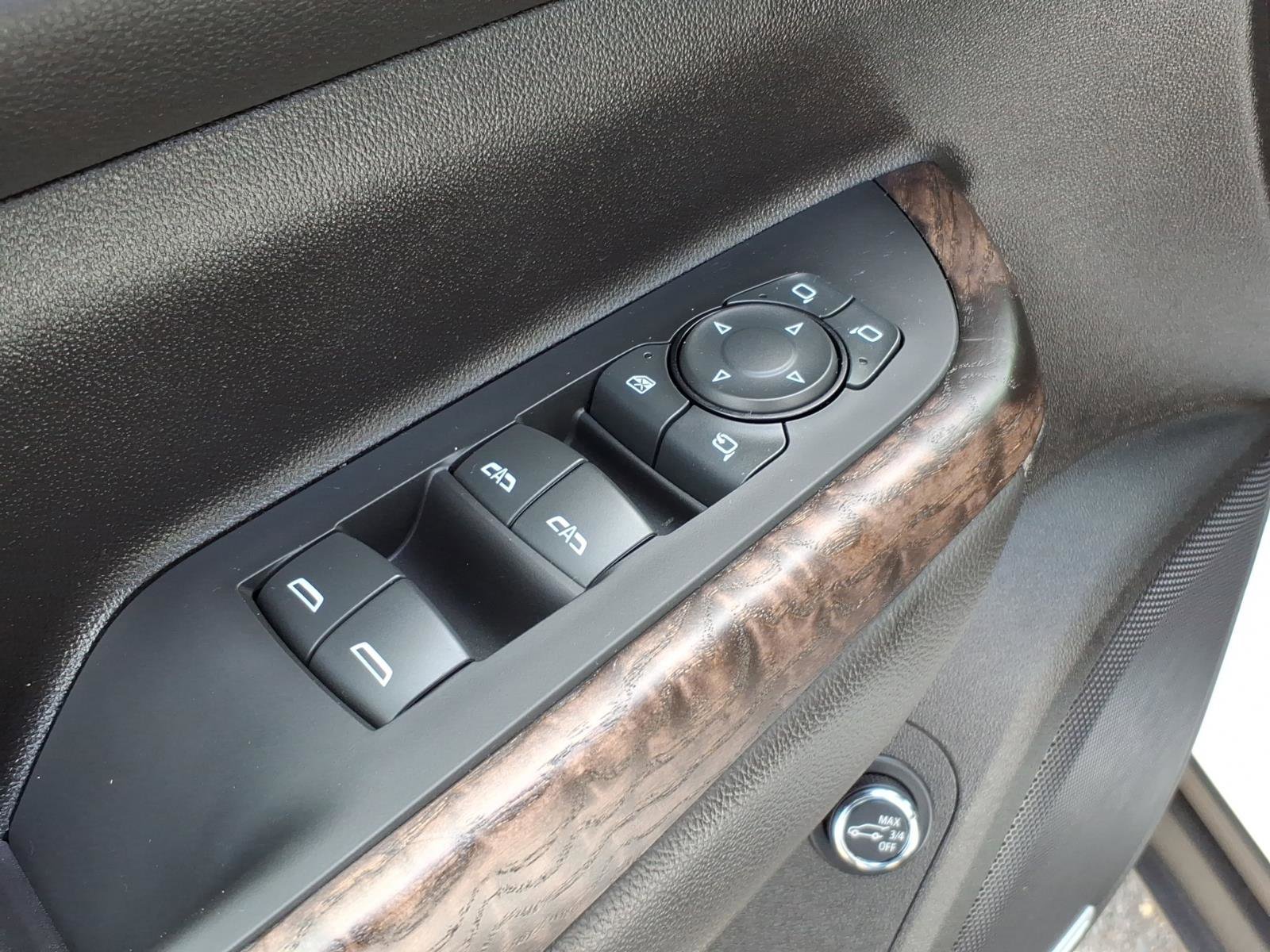 Certified 2023 GMC Acadia Denali w/ Denali Ultimate Package AWD/4WD image 16