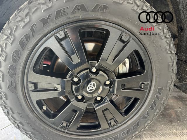 Used 2018 Toyota Sequoia TRD Sport AWD/4WD image 11