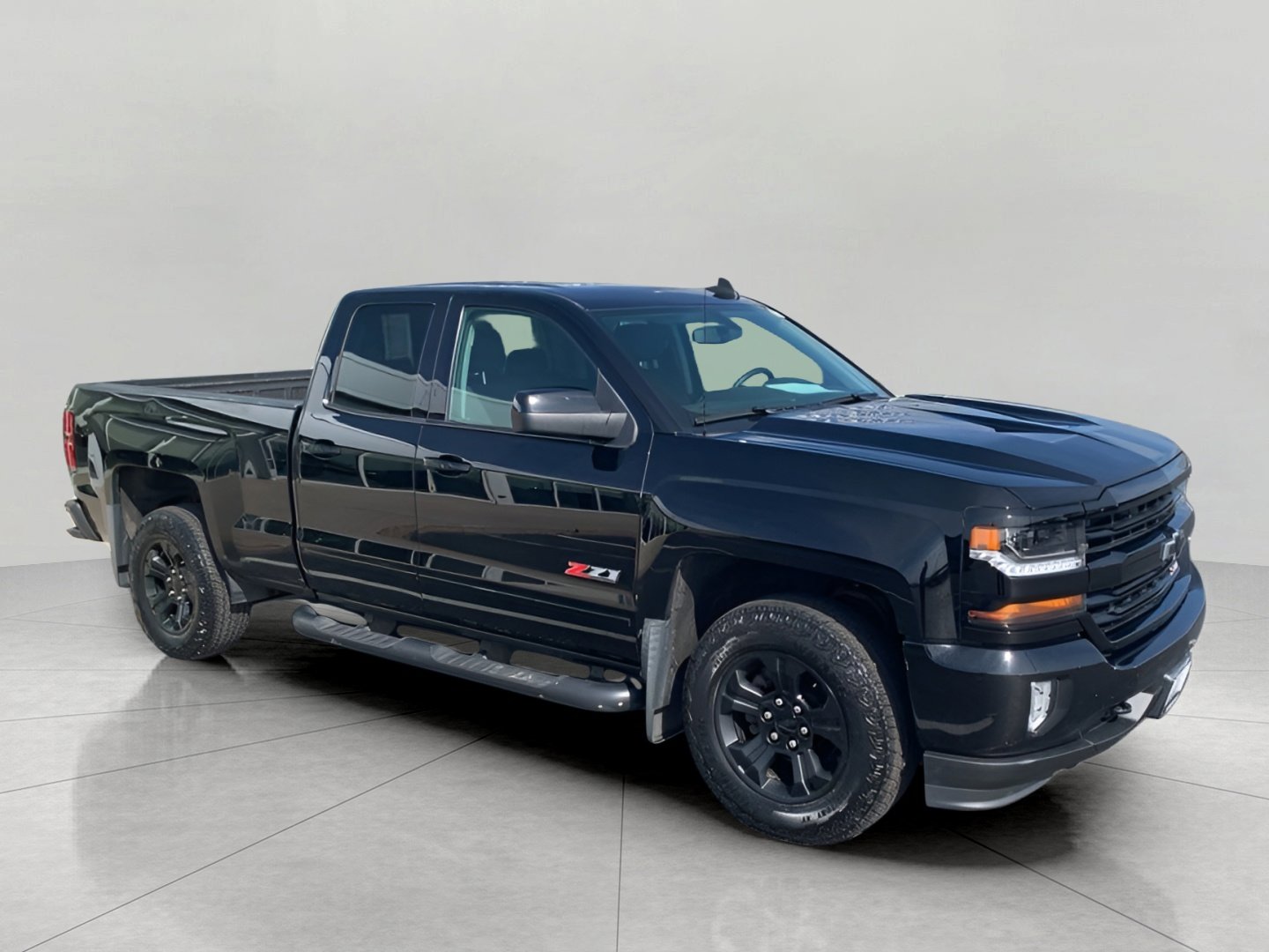 Used 2017 Chevrolet Silverado 1500 LT w/ Midnight Edition