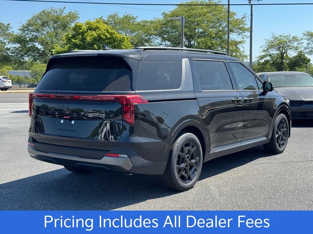 New 2026 Kia Carnival SX FWD image 3