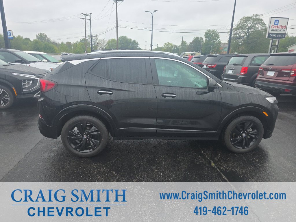Used 2024 Buick Encore GX Sport Touring FWD image 6