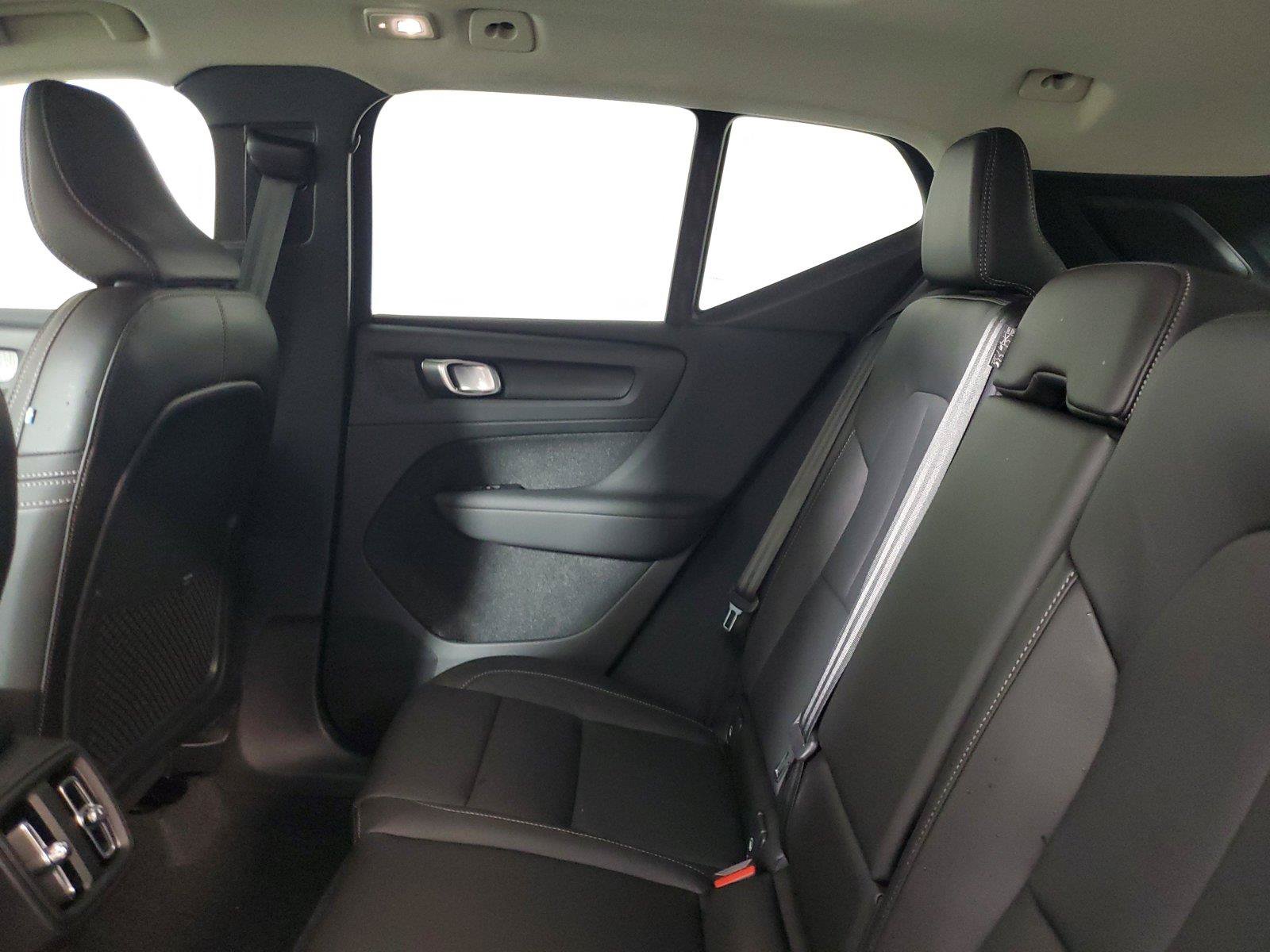 New 2026 Volvo XC40 B4 Core w/ Protection Package Premier FWD image 12
