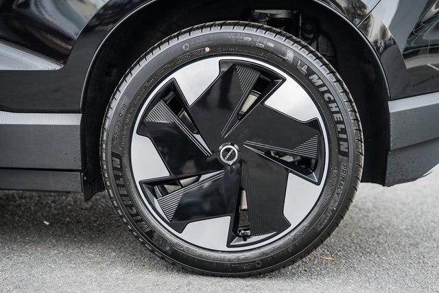 New 2026 Volvo EX30 Plus image 18