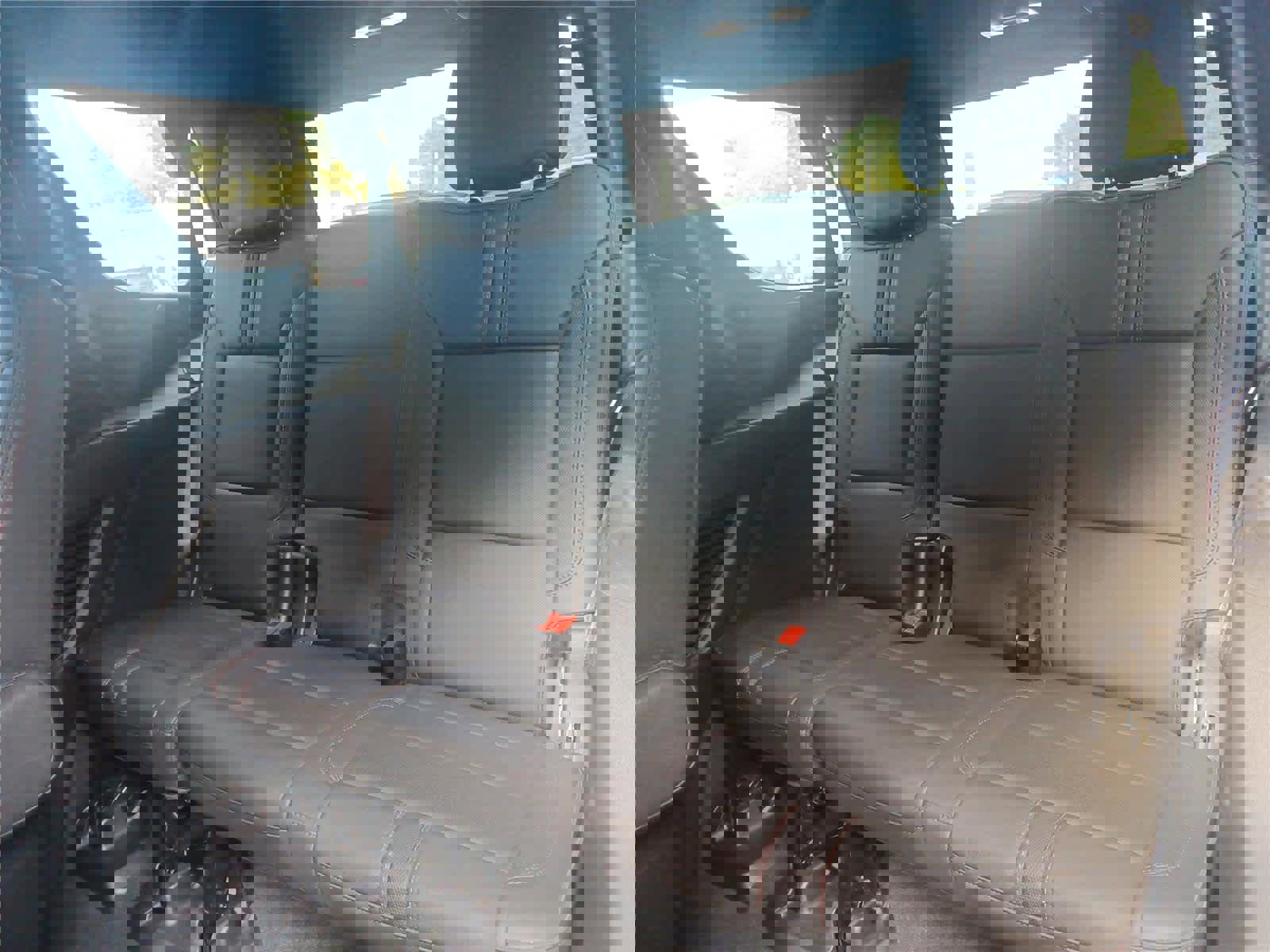 Used 2022 Chevrolet Tahoe RST w/ Luxury Package AWD/4WD image 19